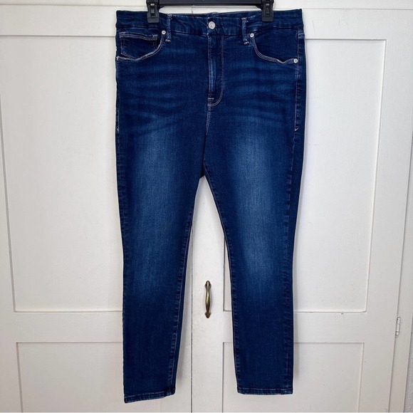 Good American Good Legs Crop Jeans In Blue260 15 - Picture 2 of 7